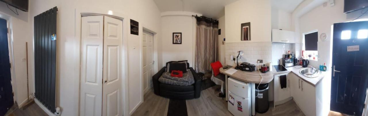 Limpenny Garden Flat Apartment Nottingham Bagian luar foto